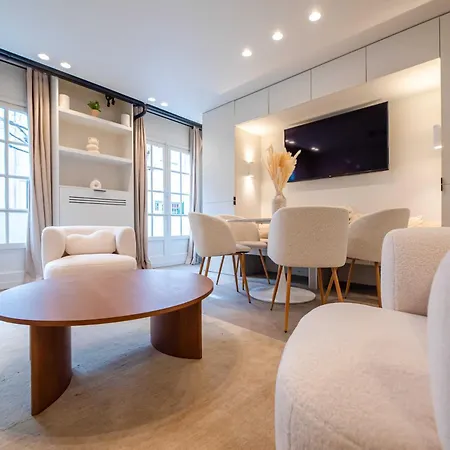 Appartamento Elegant - 2br - 6p - Notre Dame Cathedral
