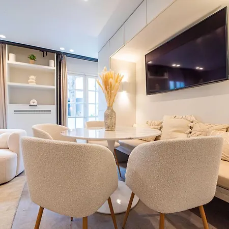 Appartamento Elegant - 2br - 6p - Notre Dame Cathedral *